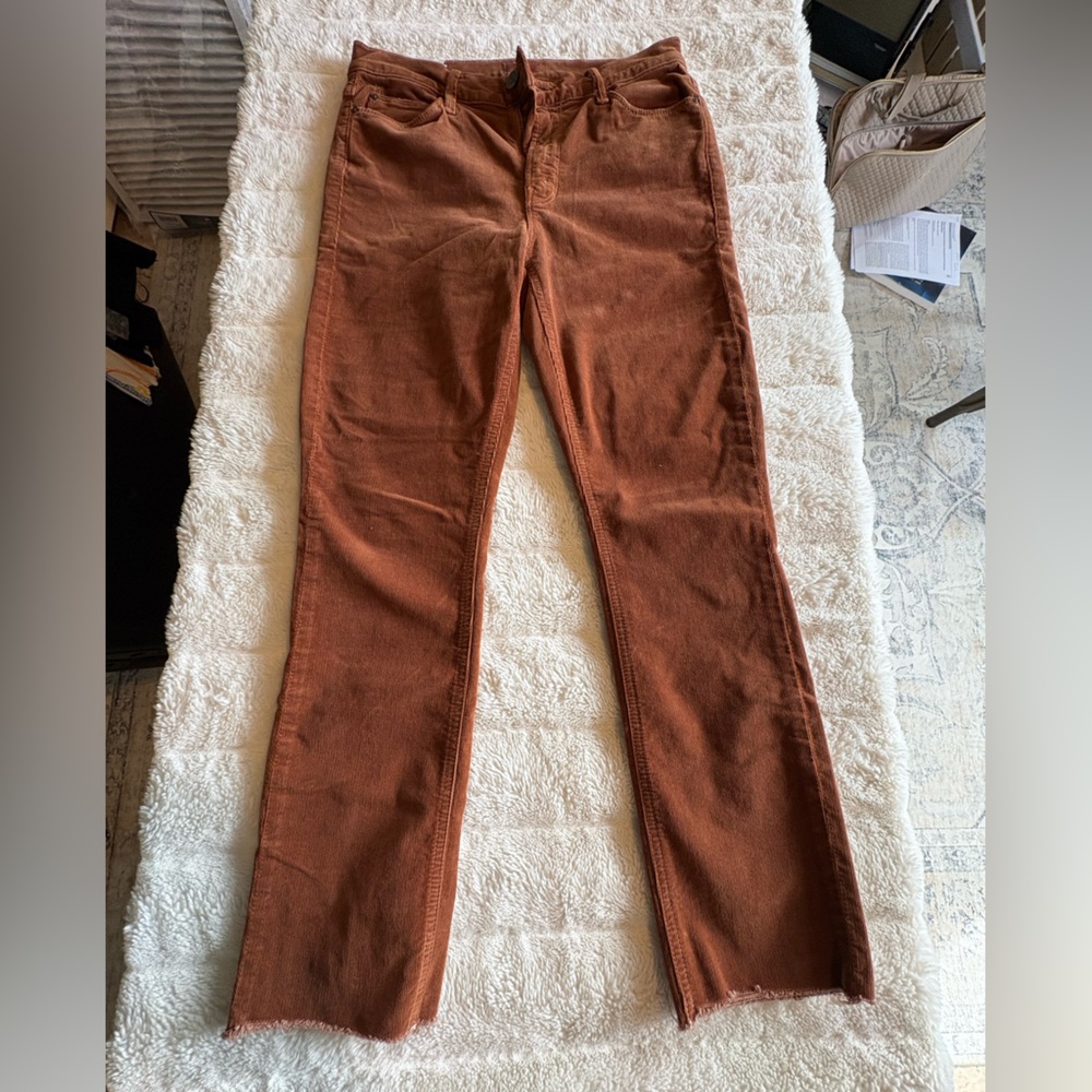 MOTHER Women's Ankle Crop Corduroy Jeans in Rust Brown